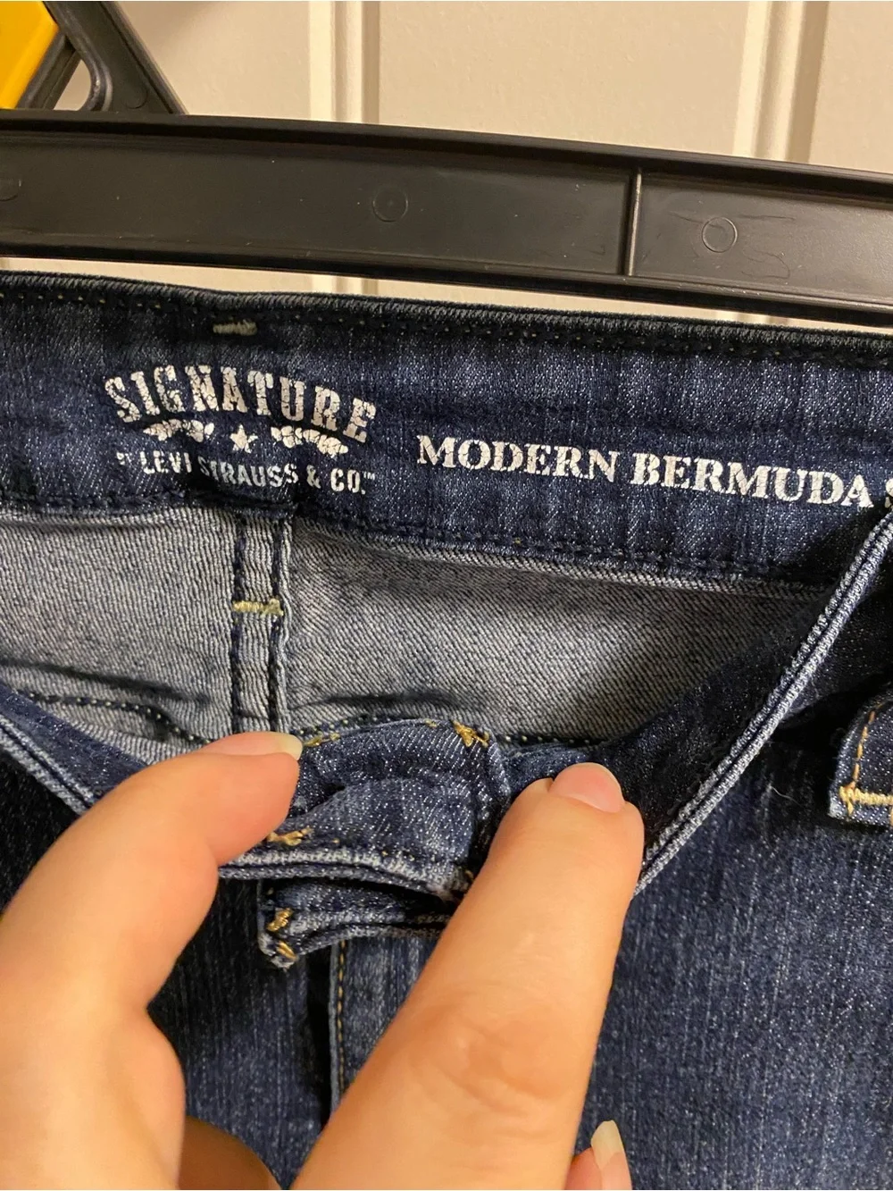 Levis Signature 16 Jeans Shorts Modern Bermuda Stretch Blue Denim